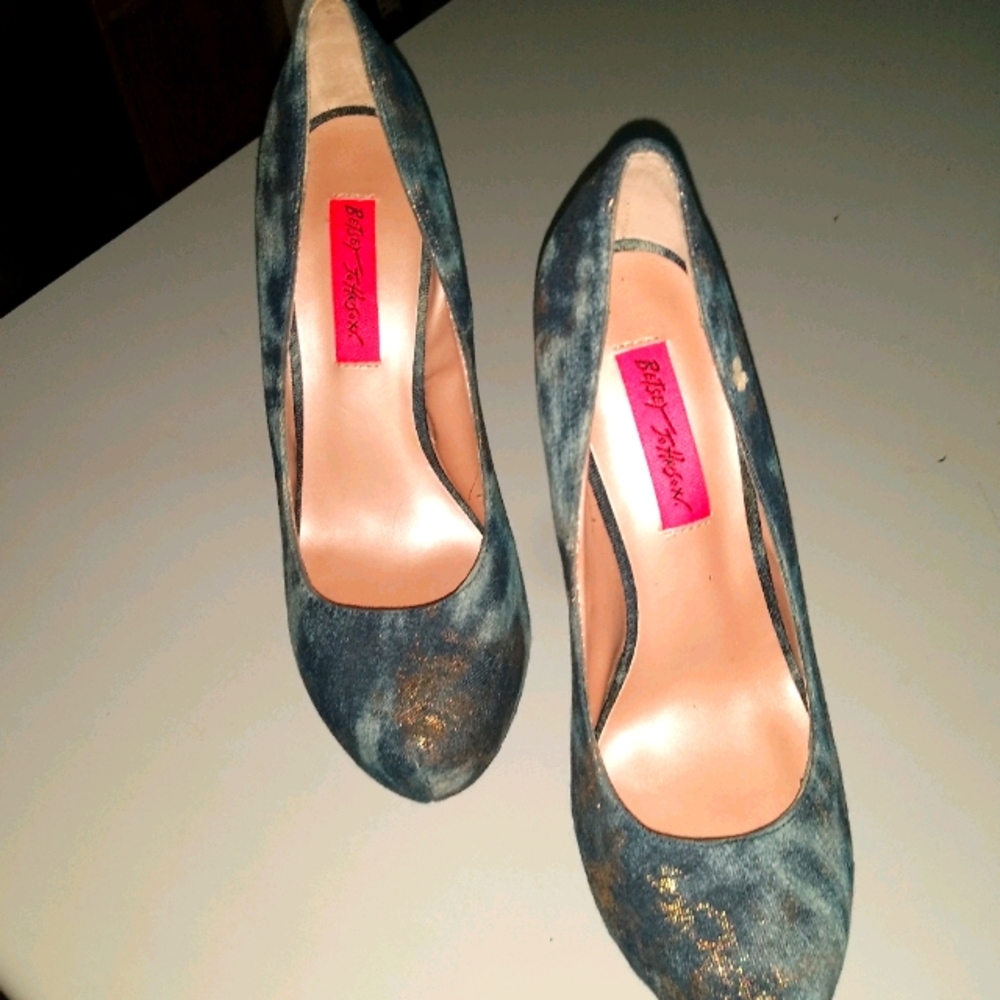 Awesome Betsy Johnson heels